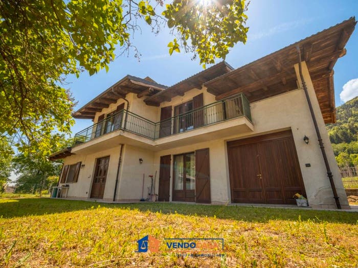 Casa con 5 locali in vendita in Via Mistral, Centro, Monterosso Grana