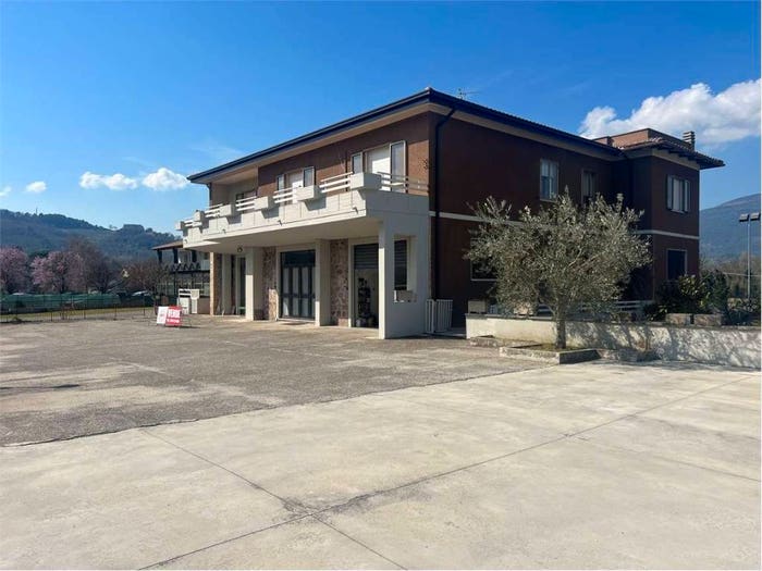 Casa con 6 locali in vendita in via acquasparta, Baiano San Martino in Trignano, Spoleto