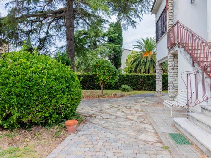 Casa con 6 locali in vendita in Titignano Visignano, Cascina