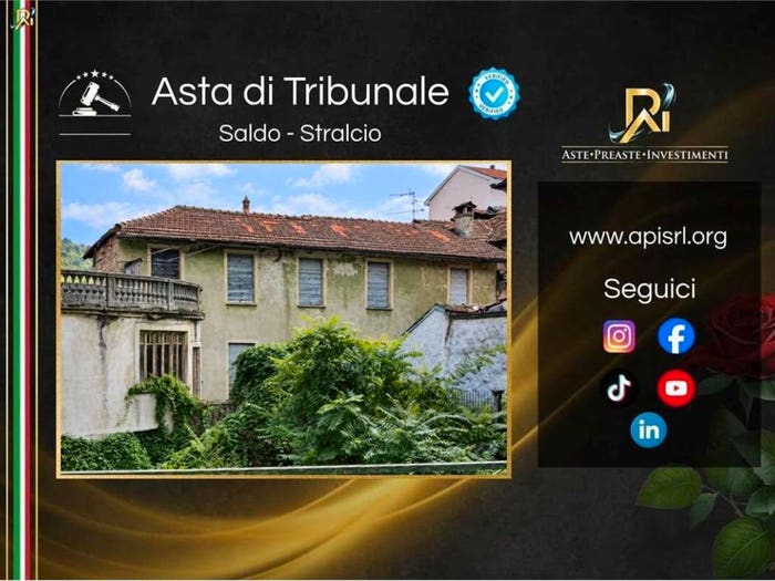 Casa con 6 locali in vendita in Piazza Roma, Cortemilia
