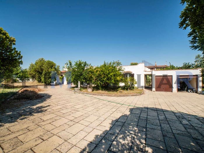 Casa con 6 locali in vendita in Via Spezzano Piccolo, Rocca Cencia, Roma
