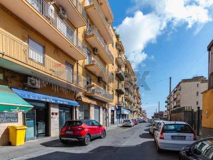 Appartamento con 5 locali in vendita in Via Antonello Da Messina, Barriera Leucatia, Catania