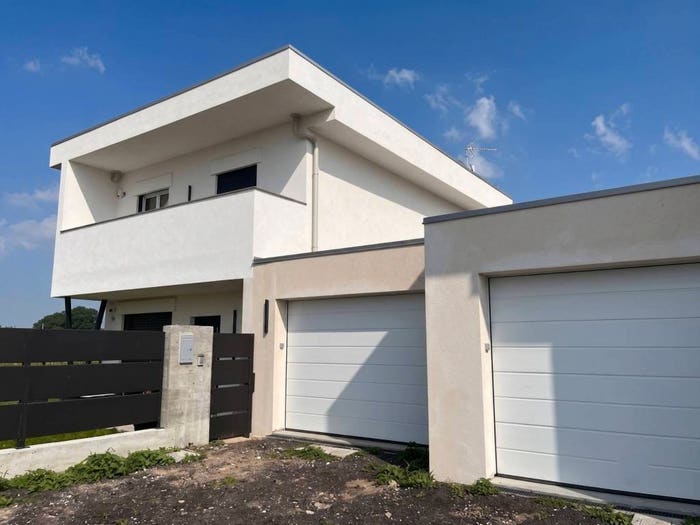 Casa quadrilocale in vendita in Via San Lazzaro, Gironico Al Piano, Colverde