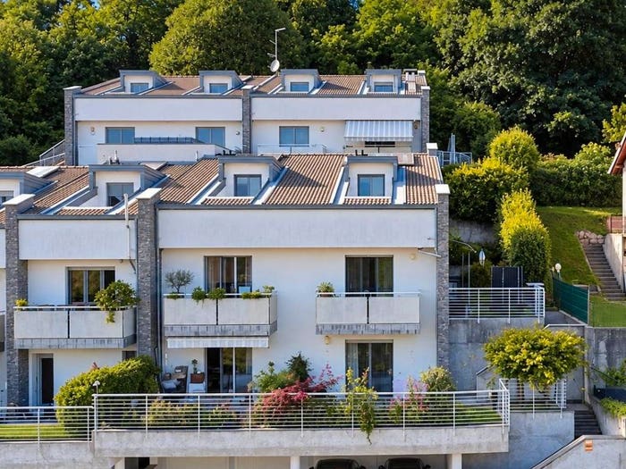 Casa trilocale in vendita in Montano Lucino