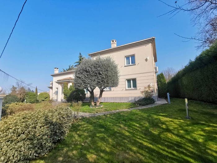 Casa con 6 locali in vendita in Strada Monferrina, Casteggio