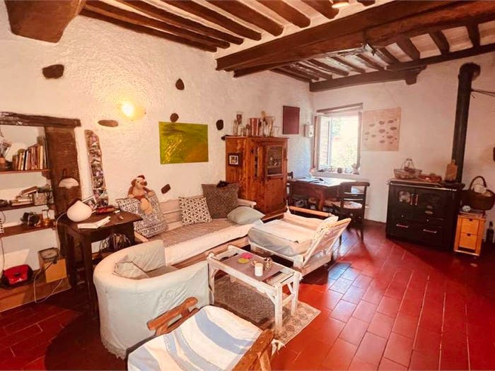 Casa con 6 locali in vendita in Pieve di Compito Sant'Andrea di Compito, Capannori
