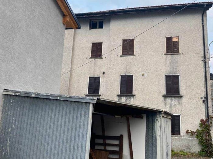 Appartamento quadrilocale in vendita in Via Luigi Torelli, Centro, Delebio