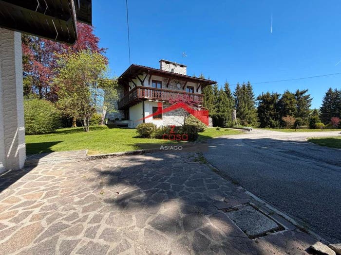 Casa con 6 locali in vendita in Centro, Gallio