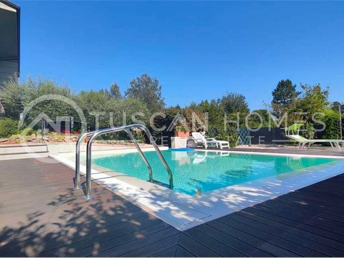 Casa con 6 locali in vendita in Via Funai, Centro, Barga