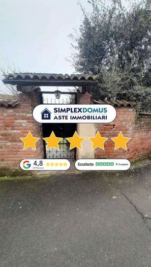 Appartamento con 6 locali in vendita in VIA CHIODI, Centro, Gamalero