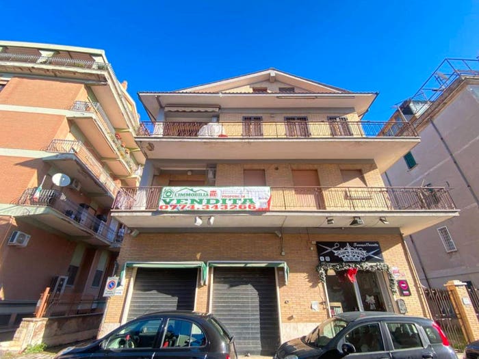 Appartamento quadrilocale in vendita in Via Mario Tadini, Centro, Guidonia Montecelio