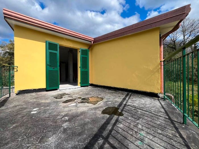 Appartamento quadrilocale in vendita in Via Comorga Rivarola, Rivarola, Carasco
