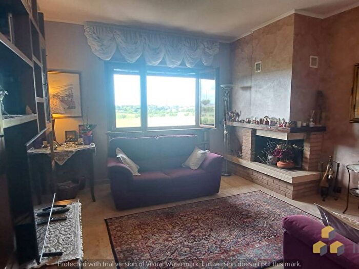 Appartamento quadrilocale in vendita in Roma, Roma