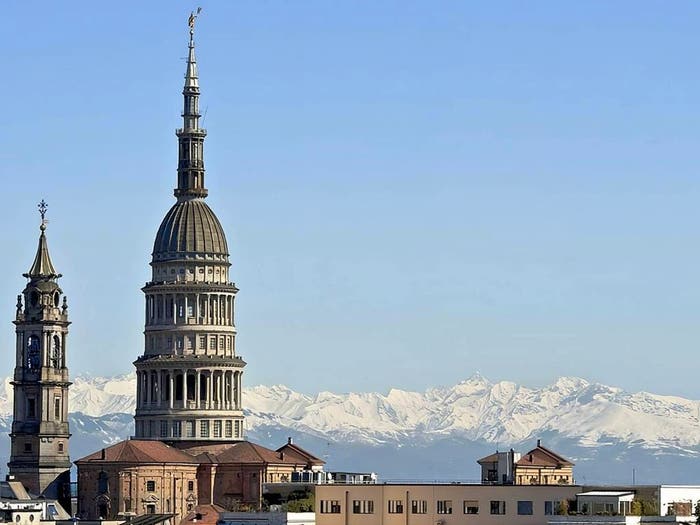 Appartamento con 5 locali in vendita in Baluardo Quintino Sella, Centro Storico, Novara