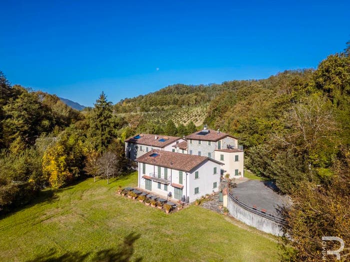 Casa con 6 locali in vendita in Via Colla, Fivizzano