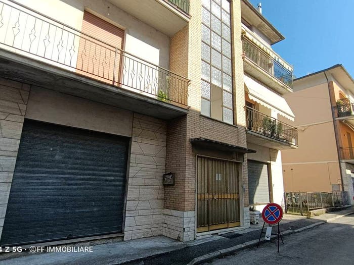 Appartamento quadrilocale in vendita in Via Gioacchino Rossini, Centro, Castelraimondo