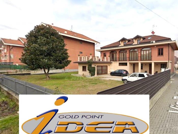 Casa con 6 locali in vendita in Via Pallavicino, Nichelino