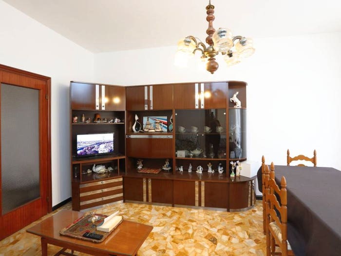 Appartamento quadrilocale in vendita in Via Cesare Battisti, Centro, Lavagna