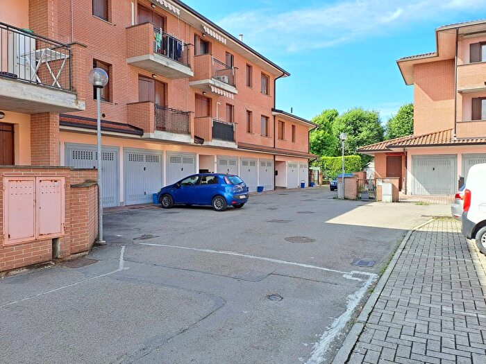 Appartamento trilocale in vendita in Via Maestra, Ravarino
