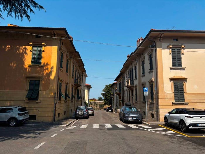 Appartamento con 5 locali in vendita in Via Giuseppe Garibaldi, Porta San Lorentino, Arezzo