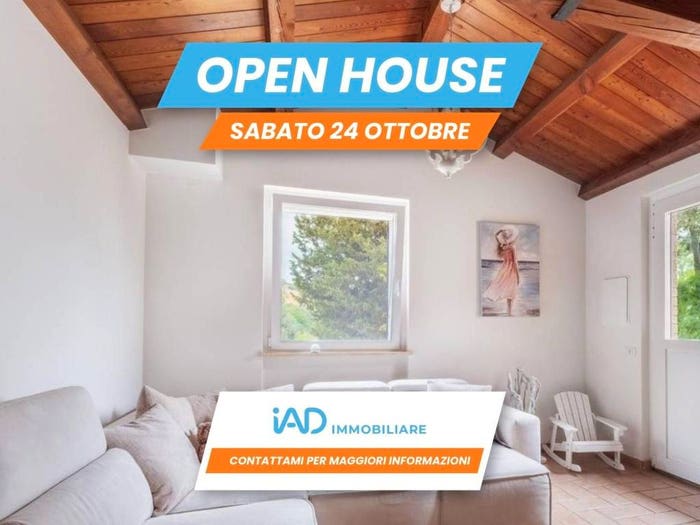 Appartamento con 5 locali in vendita in Viale contrada isola, Centro, Macerata