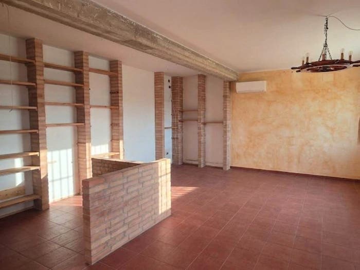 Casa bilocale in vendita in Frazione San Felice, Torricella Sicura