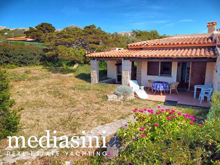 Casa bilocale in vendita in Via delle Costellazioni, Santa Reparata, Santa Teresa Gallura