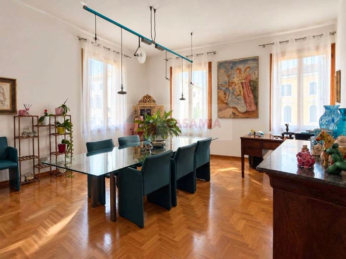 Appartamento quadrilocale in vendita in Borgo Girolamo Aleandro, Centro, Motta di Livenza