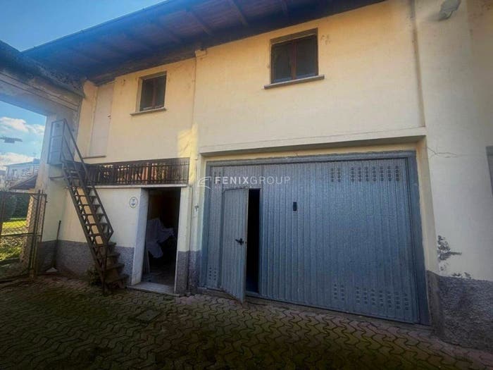 Appartamento trilocale in vendita in Via Don Giovanni Minzoni, Centro, Locate di Triulzi