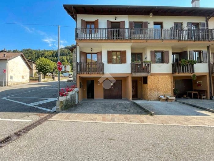 Casa quadrilocale in vendita in Via S Nicolò, Centro, Sutrio