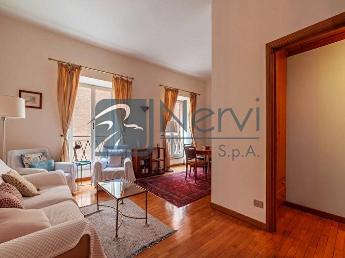 Appartamento trilocale in vendita in Piazza del Popolo, Roma