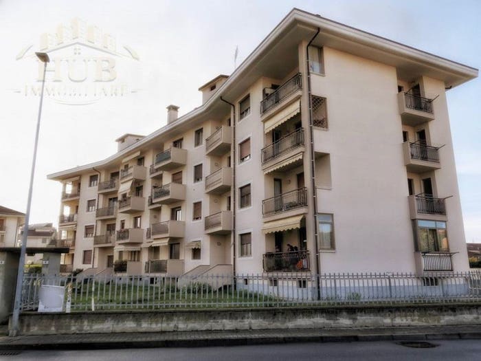 Appartamento quadrilocale in vendita in via vermenagna, Centro, Borgo San Dalmazzo
