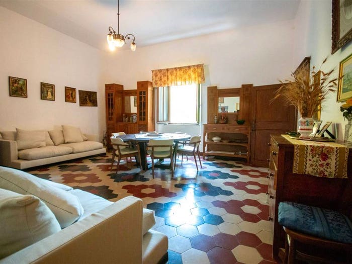 Appartamento con 6 locali in vendita in Casale Marittimo