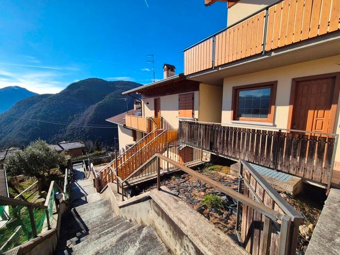 Appartamento trilocale in vendita in Via Guglielmo Marconi, Ossimo Superiore, Ossimo