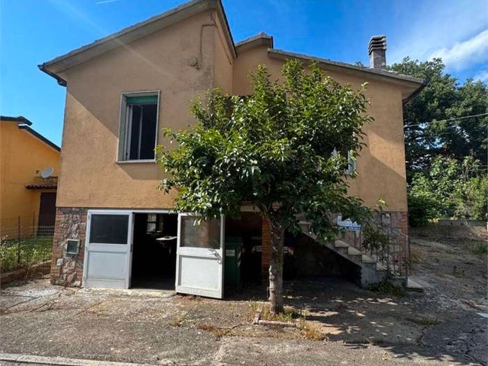Casa quadrilocale in vendita in San Terenziano, Gualdo Cattaneo
