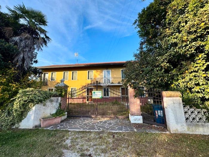 Casa con 6 locali in vendita in Via Marconi, Centro, Piombino Dese