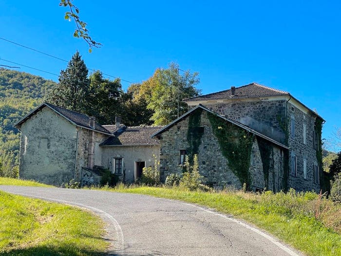Casa in vendita in Località Costa Guzzina, Borgo Val di Taro