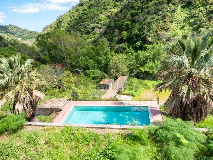 Casa con 6 locali in vendita in provinciale Km, Centro, Mandanici