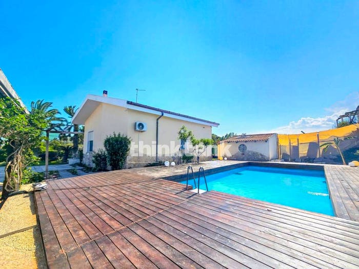 Casa con 6 locali in vendita in Via Del Villaggio, Santa Maria Del Focallo, Ispica