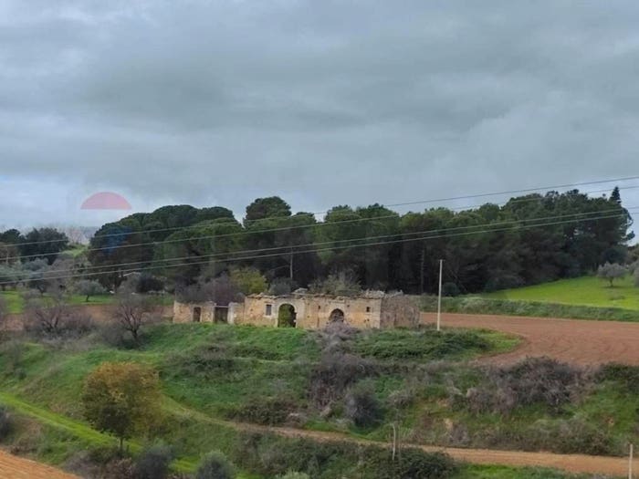 Casa con 6 locali in vendita in VIA AMILCARE, Caltagirone