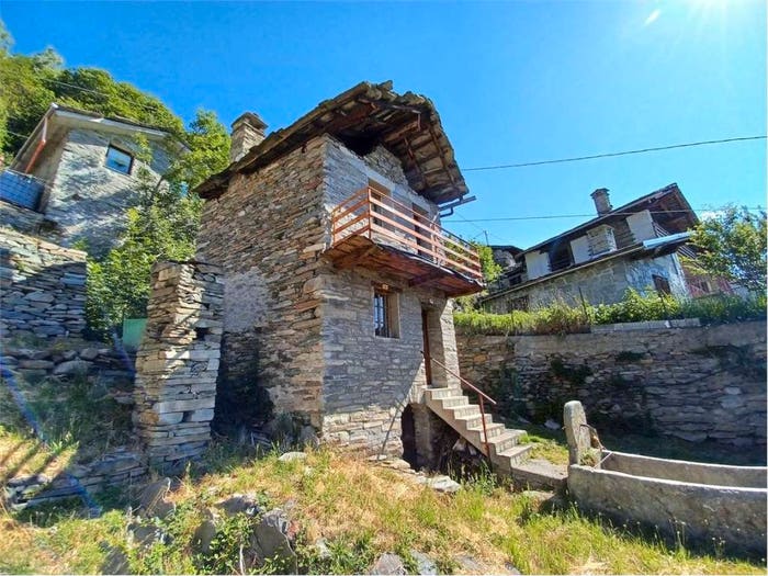 Case in Vendita e in Affitto - 2