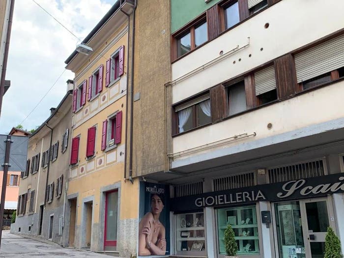 Appartamento bilocale in vendita in Via del Foro, Centro, Tione di Trento