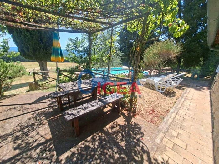 Appartamento quadrilocale in vendita in Cotorniano, Casole d'Elsa