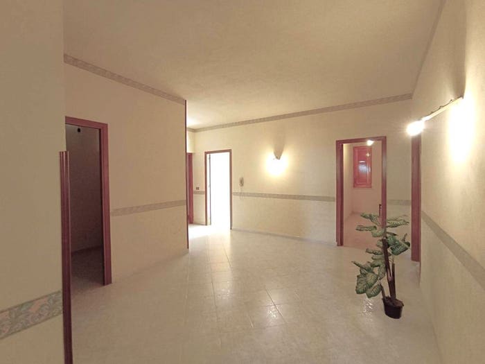 Appartamento con 5 locali in vendita in Via Val di Mazzara, Centro, Misilmeri