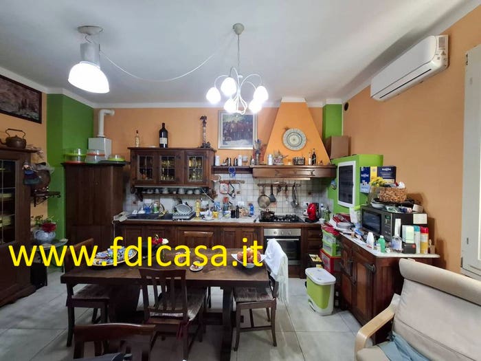 Casa quadrilocale in vendita in Via Firenze, Montopoli, Montopoli in Val d'Arno