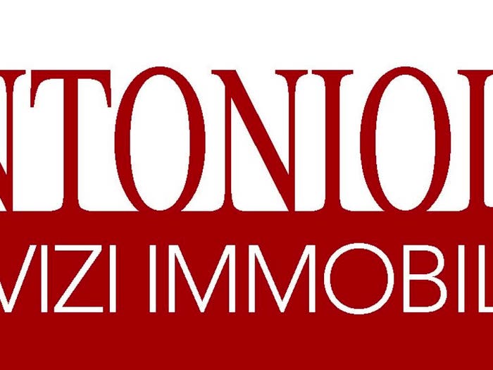 Appartamento con 6 locali in vendita in Via Rovigo, Centro, Lignano Sabbiadoro