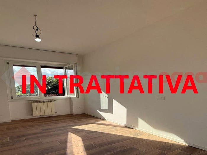 Appartamento trilocale in vendita in Via Montello, Dal Pozzo, Ceriano Laghetto