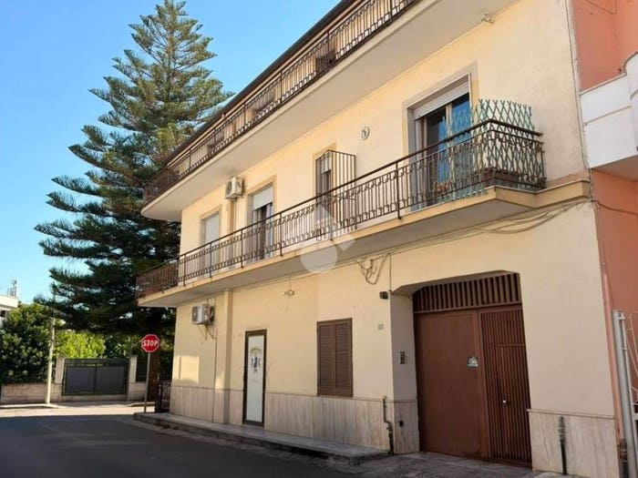 Casa con 6 locali in vendita in Via longo, Sant'Arpino