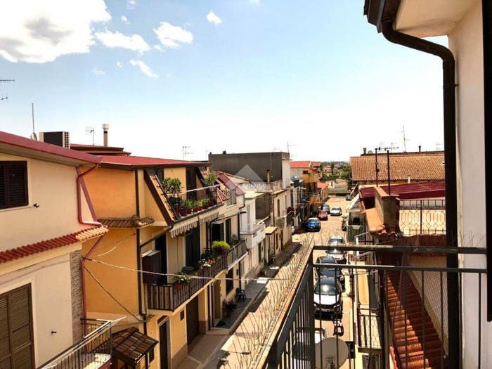 Casa con 6 locali in vendita in Via Ludovisi, Centro, Botricello
