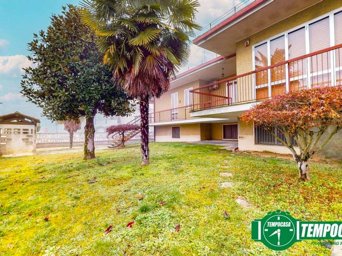 Casa con 5 locali in vendita in Via Mentana, Centro, Mede